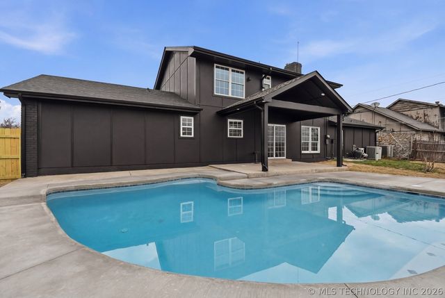 2227 S 83rd East Avenue, Tulsa, OK 74129