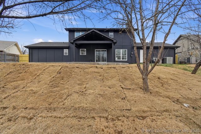 2227 S 83rd East Avenue, Tulsa, OK 74129