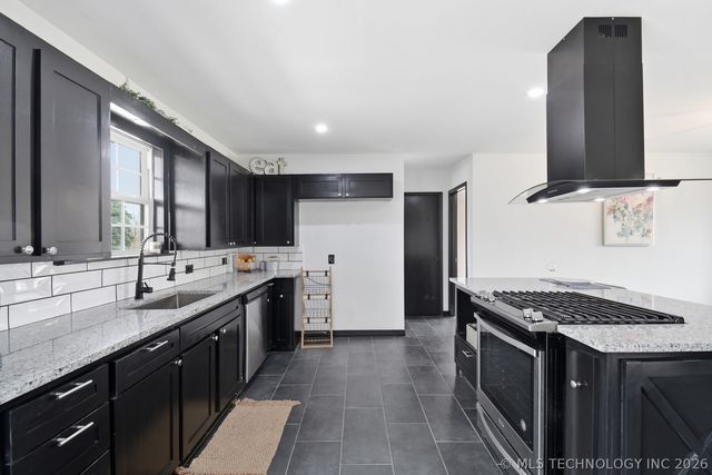 2227 S 83rd East Avenue, Tulsa, OK 74129