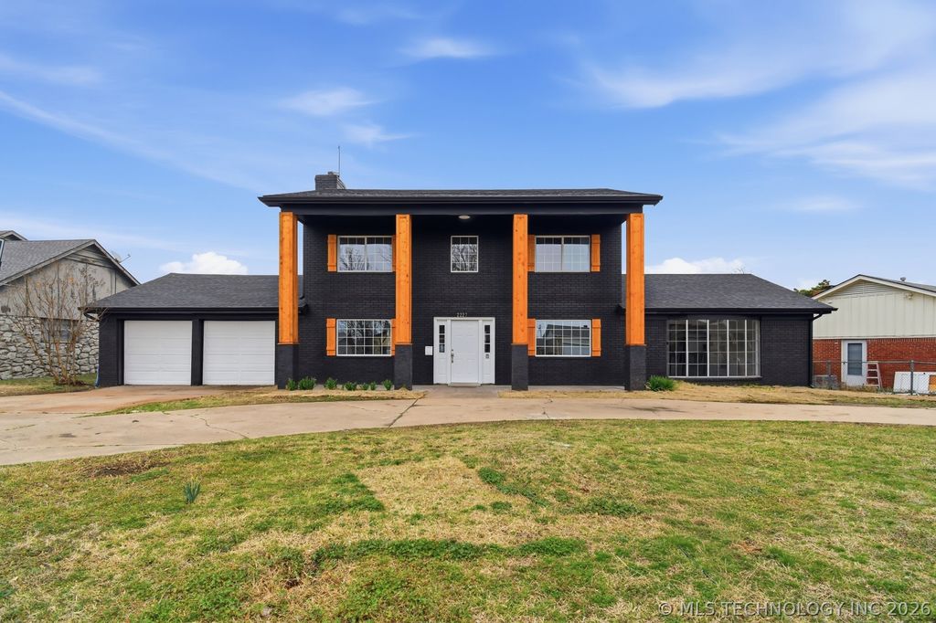 2227 S 83rd East Avenue, Tulsa, OK 74129