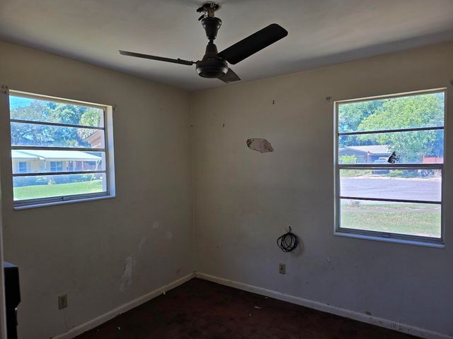 26 Caswell Circle, Mary Esther, FL 32569