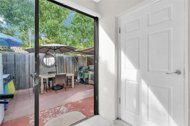 13462 SW 62nd St 109C, Miami, FL 33183