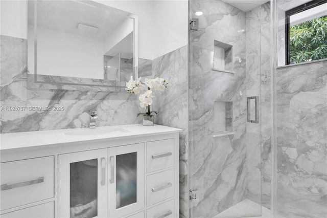 13462 SW 62nd St 109C, Miami, FL 33183