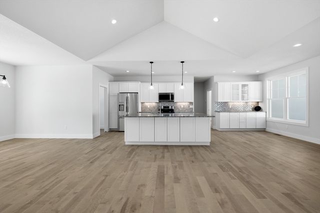 625 Alden Street, Ludlow, MA 01056