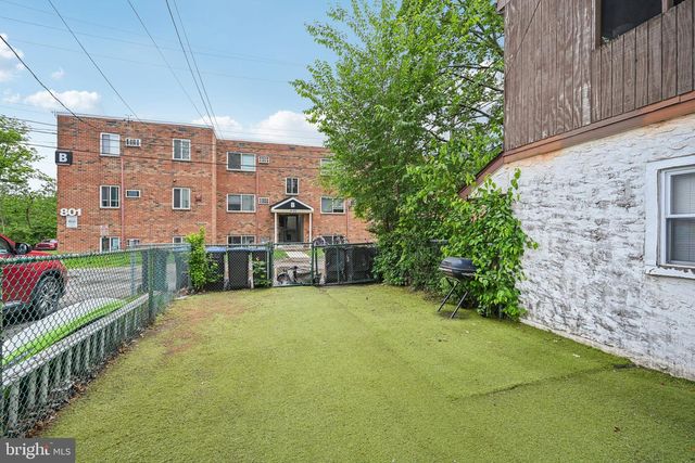1454 STANBRIDGE STREET, Norristown, PA 19401