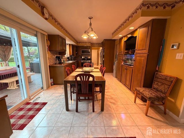 541 New Brunswick Road, Franklin Twsp, NJ 08873