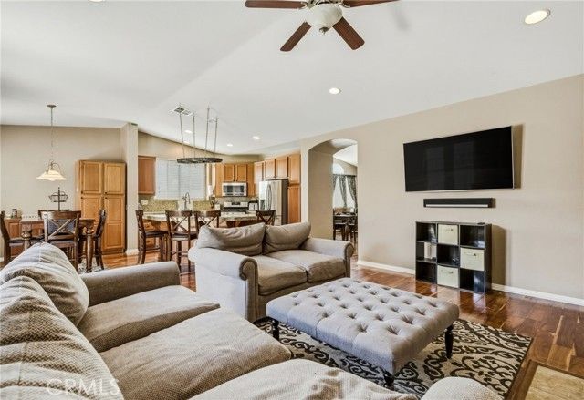 21736 Protea Court, Wildomar, CA 92595