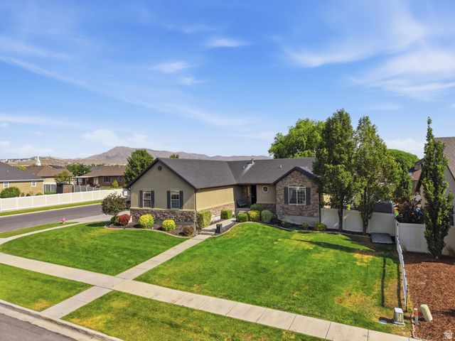 388 W MCALLISTER LN, Saratoga Springs, UT 84045