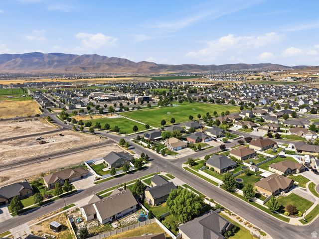 388 W MCALLISTER LN, Saratoga Springs, UT 84045