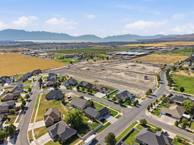 388 W MCALLISTER LN, Saratoga Springs, UT 84045