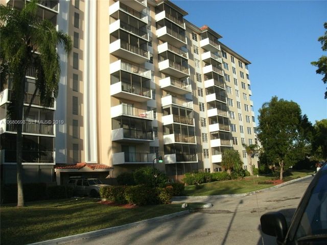 4174 Inverrary Drive 911, Lauderhill, FL 33319