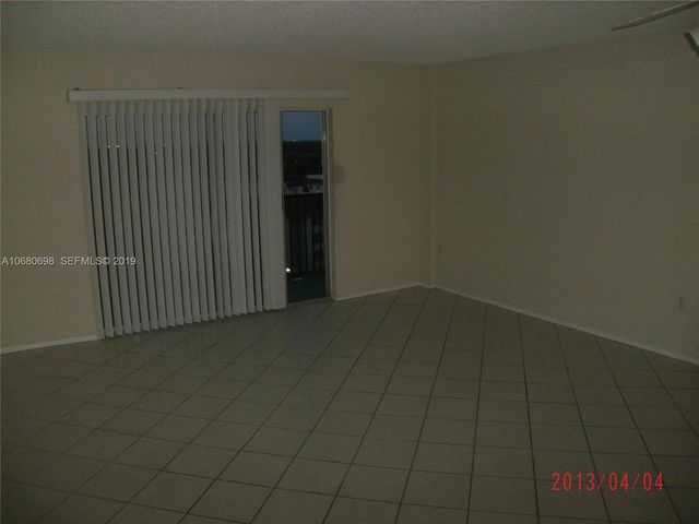 4174 Inverrary Drive 911, Lauderhill, FL 33319