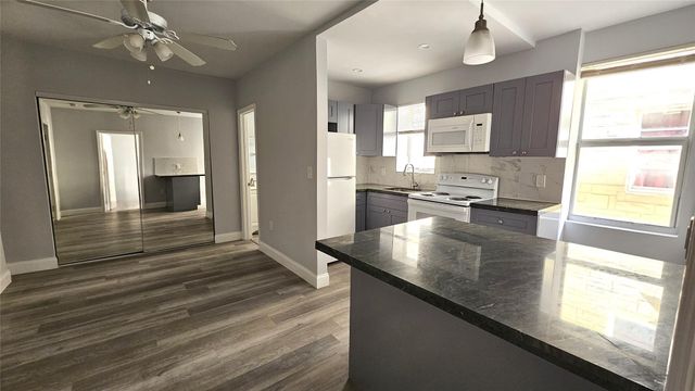 1142 SW 4th Street 3, Miami, FL 33130