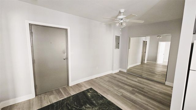 1142 SW 4th Street 3, Miami, FL 33130