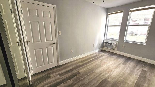 1142 SW 4th Street 3, Miami, FL 33130