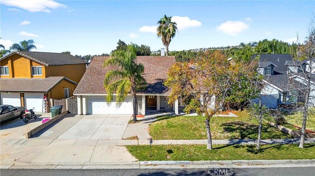 7685 E Calle Durango, Anaheim, CA 92808