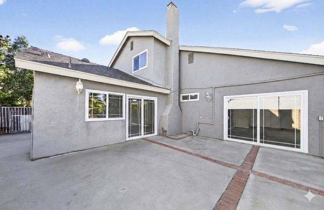 7685 E Calle Durango, Anaheim, CA 92808