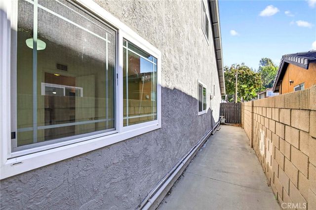 7685 E Calle Durango, Anaheim, CA 92808