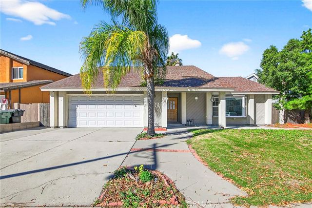 7685 E Calle Durango, Anaheim, CA 92808