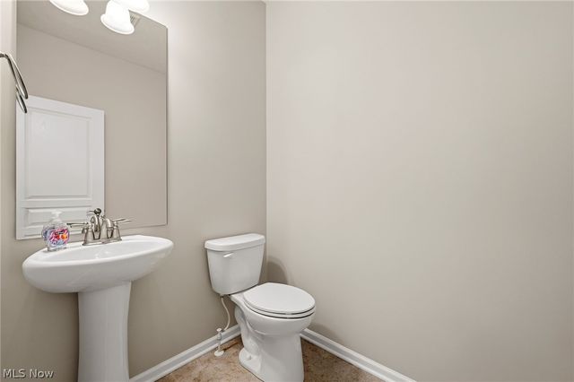 7916 Walcott Way, Mentor, OH 44060