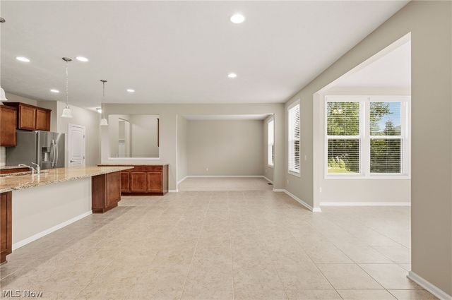 7916 Walcott Way, Mentor, OH 44060