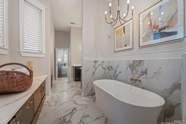 3 Benchwood Circle, San Antonio, TX 78248