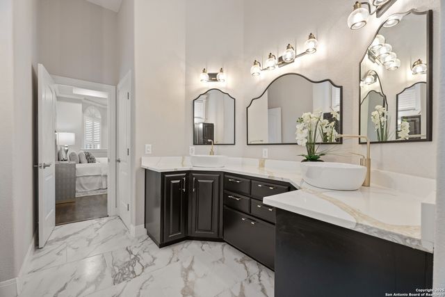 3 Benchwood Circle, San Antonio, TX 78248