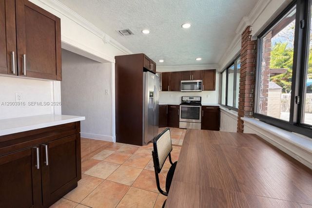 5521 SW 132nd Ave, Miami, FL 33175