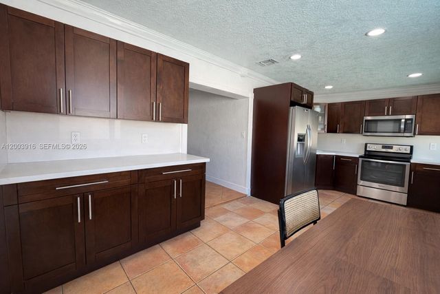 5521 SW 132nd Ave, Miami, FL 33175