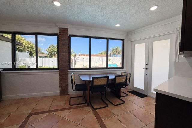 5521 SW 132nd Ave, Miami, FL 33175