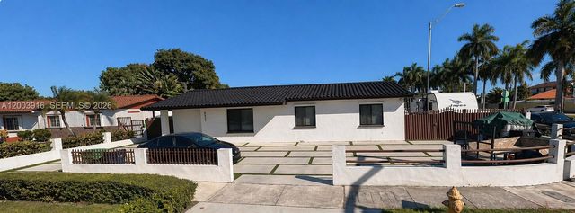 5521 SW 132nd Ave, Miami, FL 33175