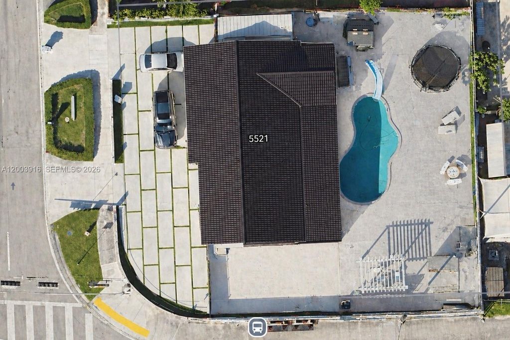 5521 SW 132nd Ave, Miami, FL 33175