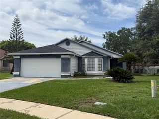 182 PINEWOOD CIRCLE, Kissimmee, FL 34743