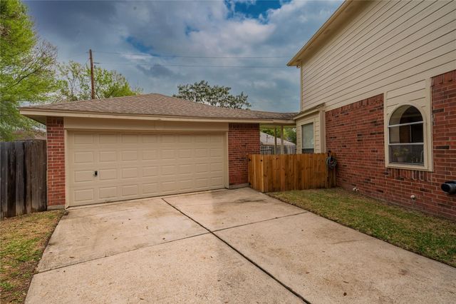 20834 Rivershire Lane, Houston, TX 77073