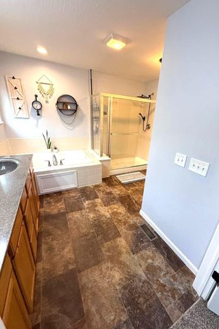 637 Crestview Drive, Lithopolis, OH 43136