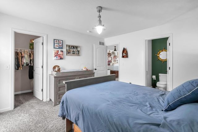 637 Crestview Drive, Lithopolis, OH 43136