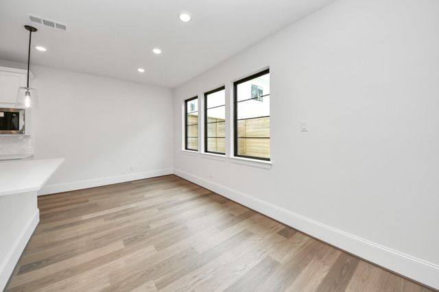 12010 Royal Oaks Banner Way, Houston, TX 77082