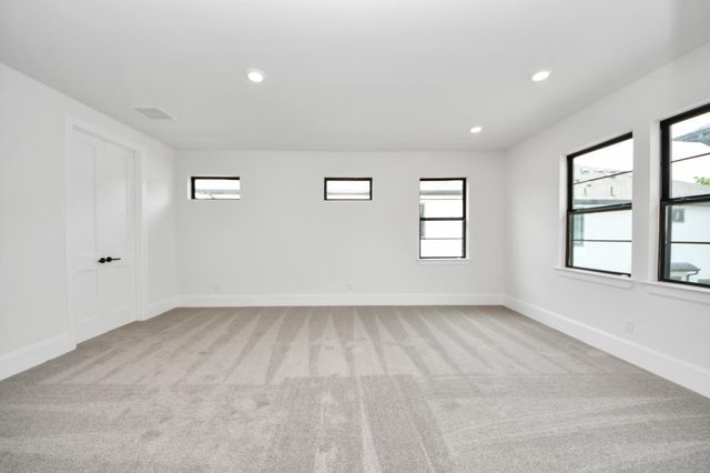 12010 Royal Oaks Banner Way, Houston, TX 77082