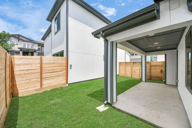 12010 Royal Oaks Banner Way, Houston, TX 77082