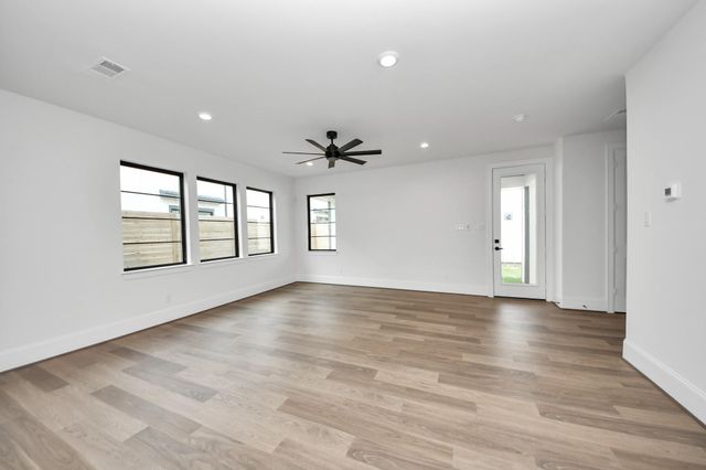 12010 Royal Oaks Banner Way, Houston, TX 77082