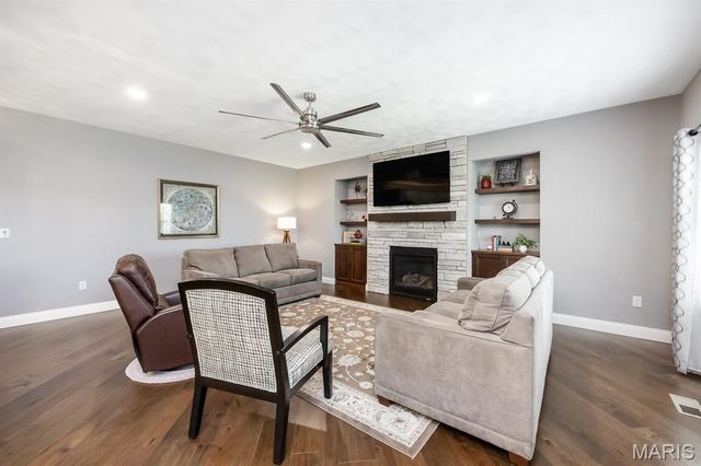 409 Willow Bend Lane, O'fallon, IL 62269