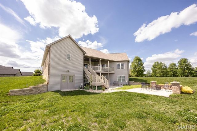 409 Willow Bend Lane, O'fallon, IL 62269