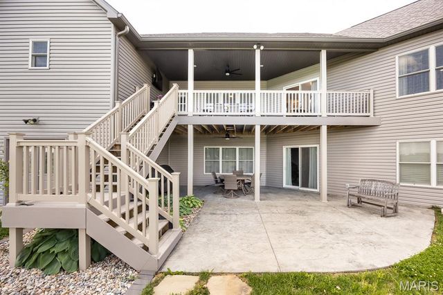 409 Willow Bend Lane, O'fallon, IL 62269