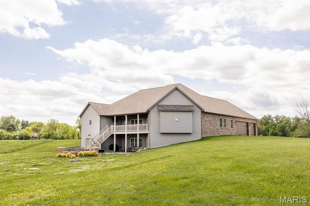 409 Willow Bend Lane, O'fallon, IL 62269
