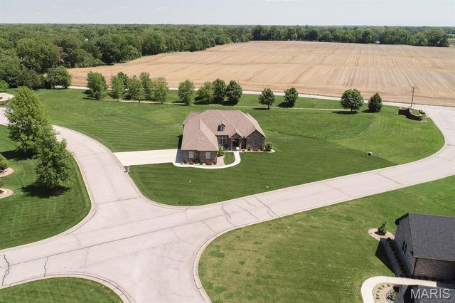 409 Willow Bend Lane, O'fallon, IL 62269
