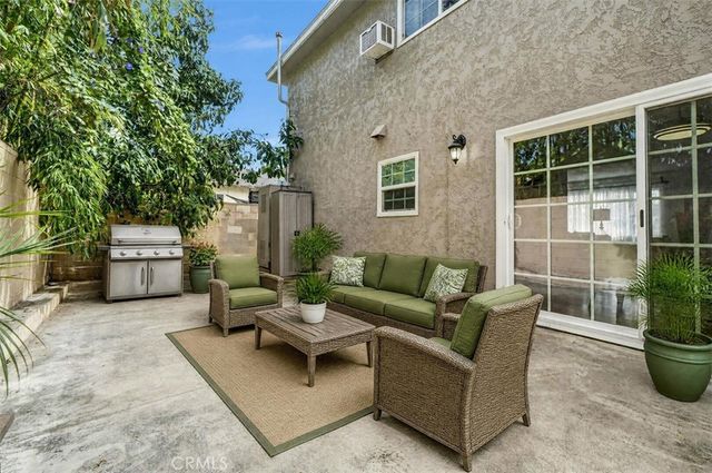 232 W 11th 3, San Pedro, CA 90731