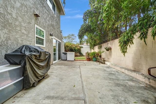 232 W 11th 3, San Pedro, CA 90731