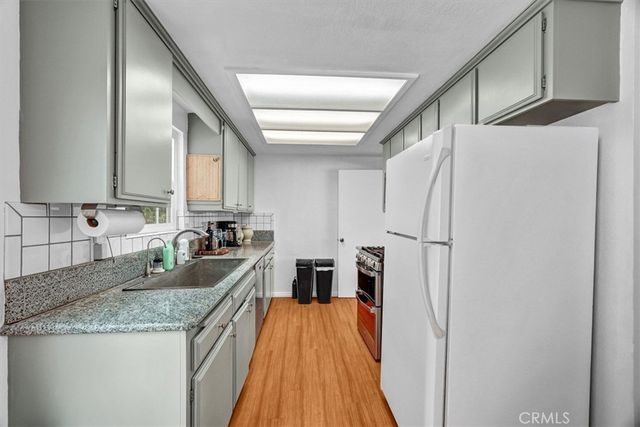 232 W 11th 3, San Pedro, CA 90731