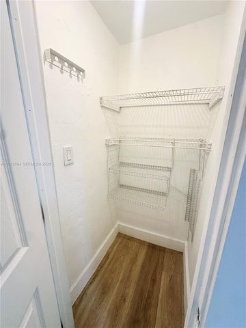 553 NE 65th St 3, Miami, FL 33138