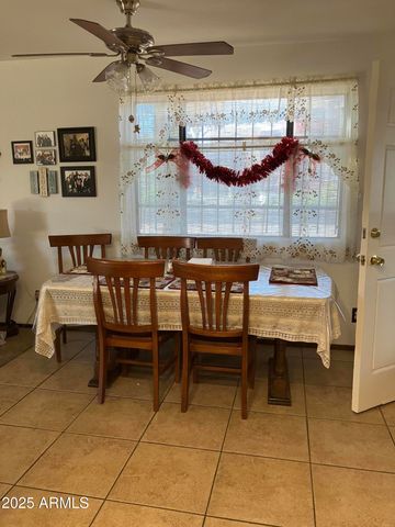 3360 W MORELAND Street, Phoenix, AZ 85009